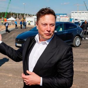 Elon Musk Tesla buys $1.5 billion worth of bitcoin