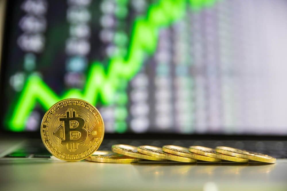 Crypto trading expert predicts Bitcoin is on the brink of an enormous breakout