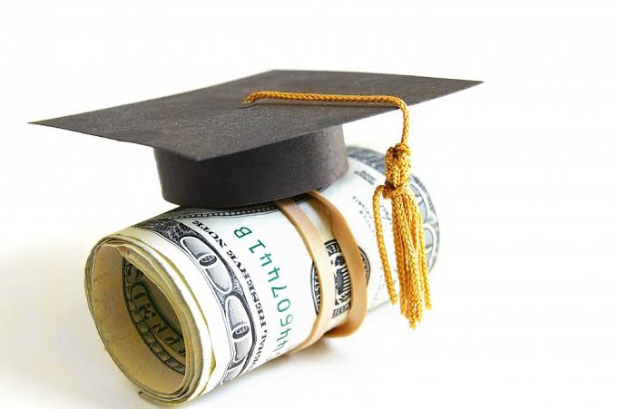A Comprehensive Guide: How to Secure Free Scholarships for Your Education